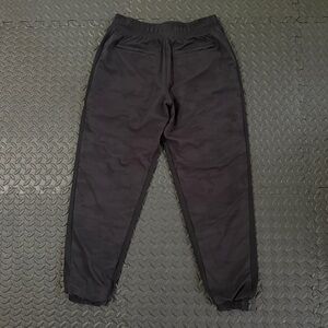 Athleta Black Camo Lined Brooklyn Jogger Commute Travel Pant Size 6